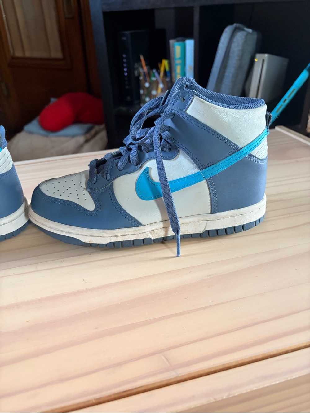 Nike Dunks Hi